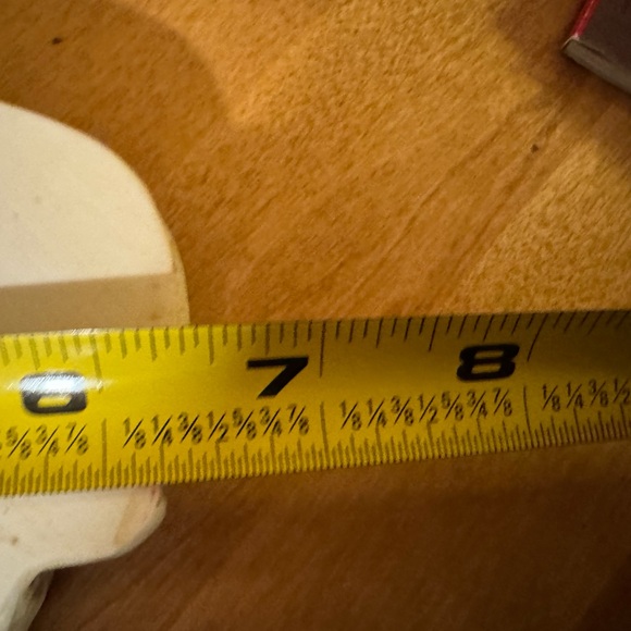 Henfeathers Cherub Garden wall hanging - Picture 3 of 8